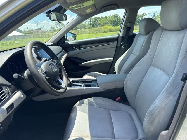 Photo of 2020 Lunar Silver Metallic Honda Accord