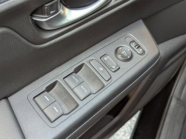 Photo of 2024 Crystal Black Pearl Honda CR-V Hybrid