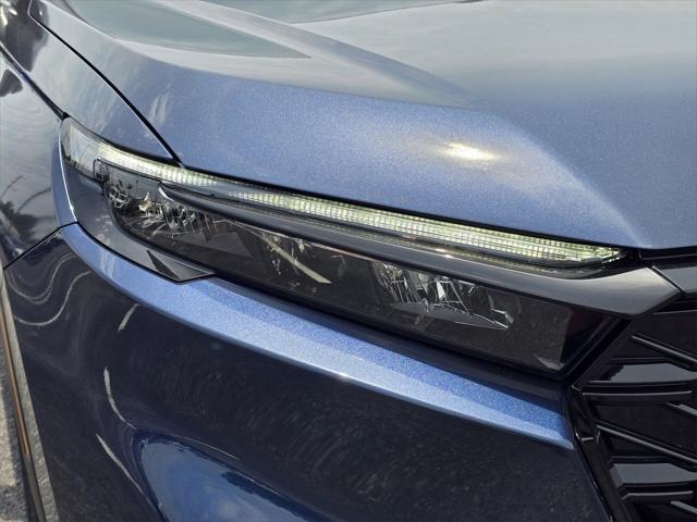 Photo of 2025 Canyon River Bl Honda CR-V Hybrid
