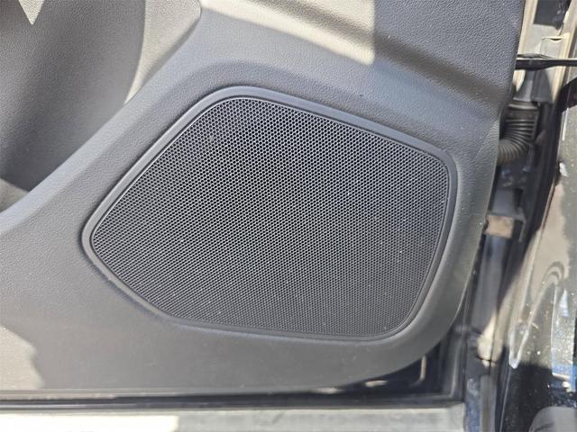 Photo of 2016 Black Metallic Audi Q3