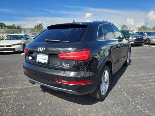 Photo of 2016 Black Metallic Audi Q3