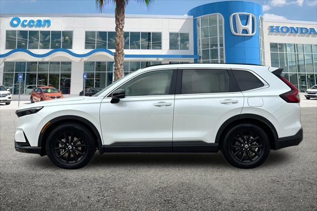 Photo of 2025 Platinum Honda CR-V Hybrid