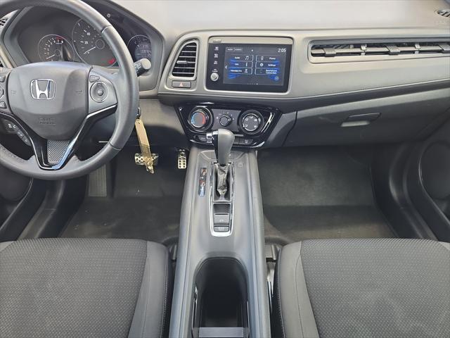 Photo of 2022 Lunar Silver Metallic Honda HR-V