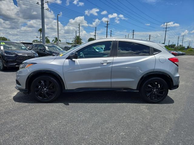Photo of 2022 Lunar Silver Metallic Honda HR-V