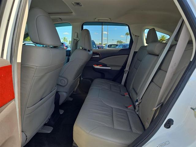 Photo of 2014 White Diamond Pearl Honda CR-V