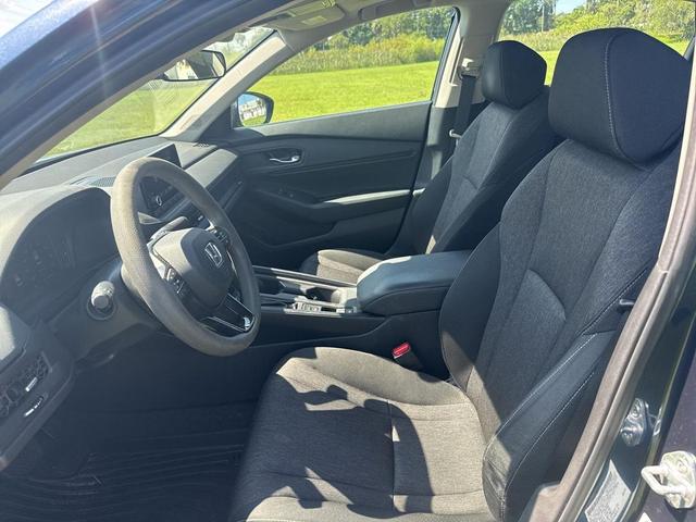 Photo of 2023 Canyon River Blue Metallic Honda Accord