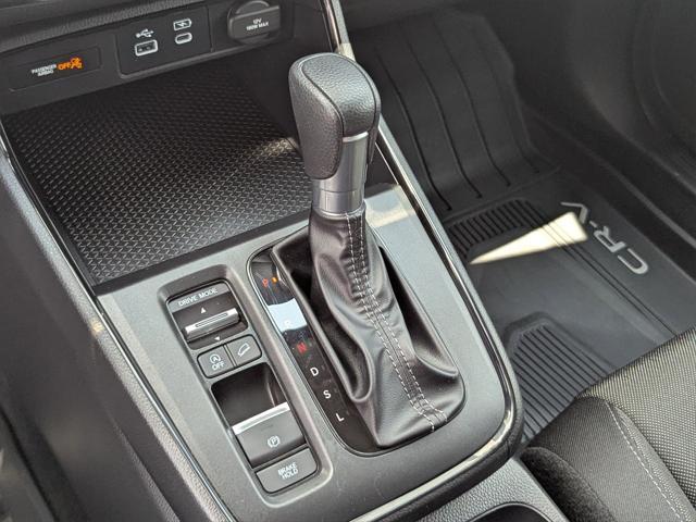 Photo of 2025 Solar Silver Metallic Honda CR-V