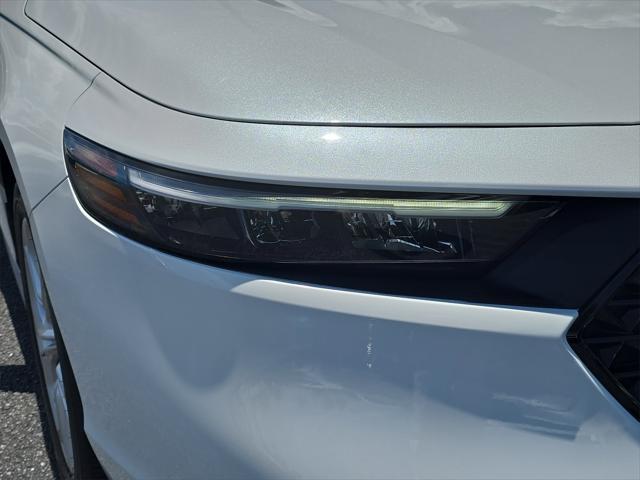 Photo of 2024 Platinum White Pearl Honda Accord