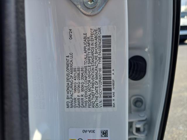 Photo of 2024 Platinum White Pearl Honda Accord