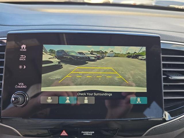 Photo of 2022 Platinum White Pearl Honda Pilot