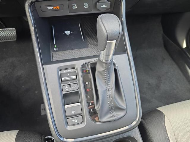 Photo of 2026 Platinum Honda CR-V