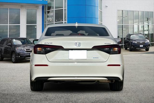 Photo of 2025 Platinum Honda Civic Hybrid
