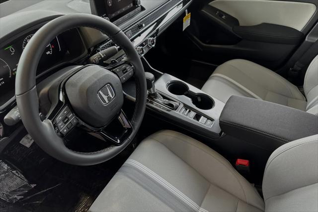 Photo of 2025 Platinum Honda Civic Hybrid