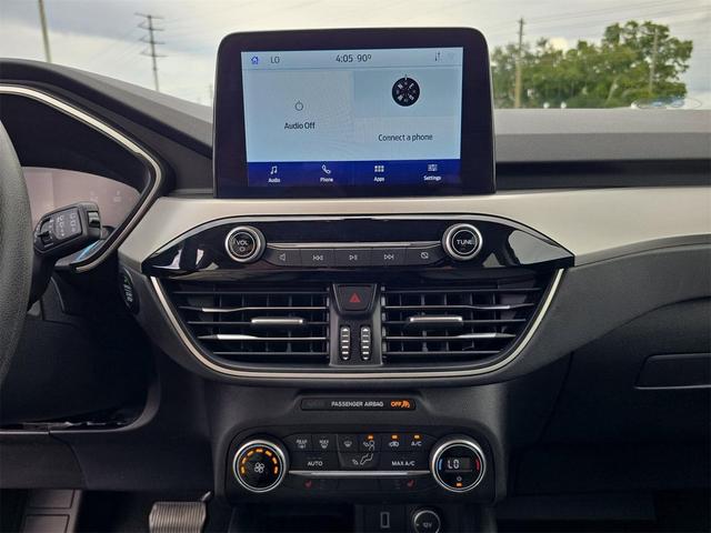 Photo of 2020 Ingot Silver Ford Escape