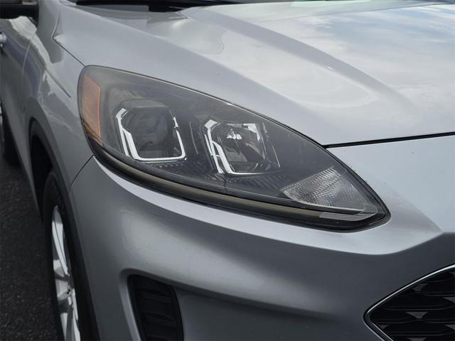 Photo of 2020 Ingot Silver Ford Escape
