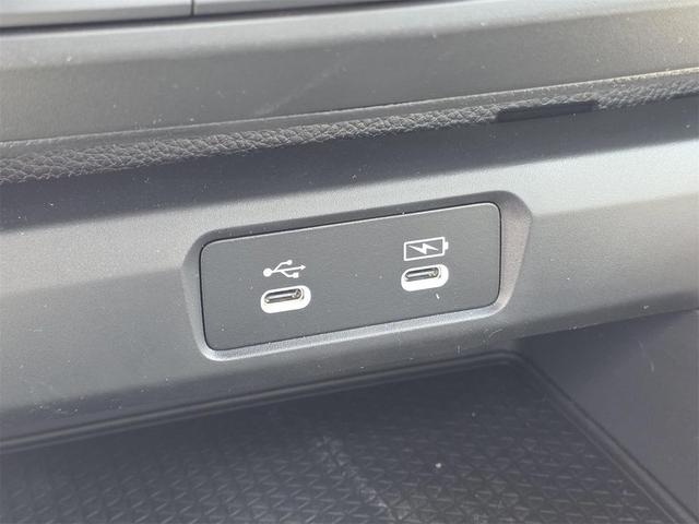 Photo of 2025 Platinum Honda Accord