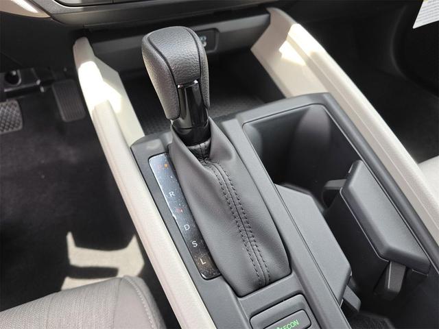 Photo of 2025 Platinum Honda Accord