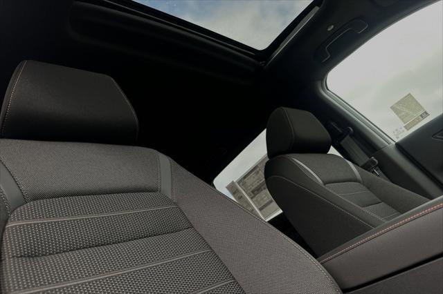 Photo of 2025 Gray Honda CR-V Hybrid