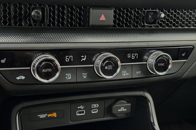 Photo of 2025 Gray Honda CR-V Hybrid