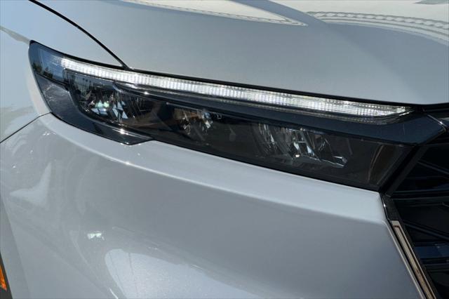 Photo of 2025 Gray Honda CR-V Hybrid
