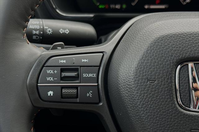Photo of 2025 Gray Honda CR-V Hybrid