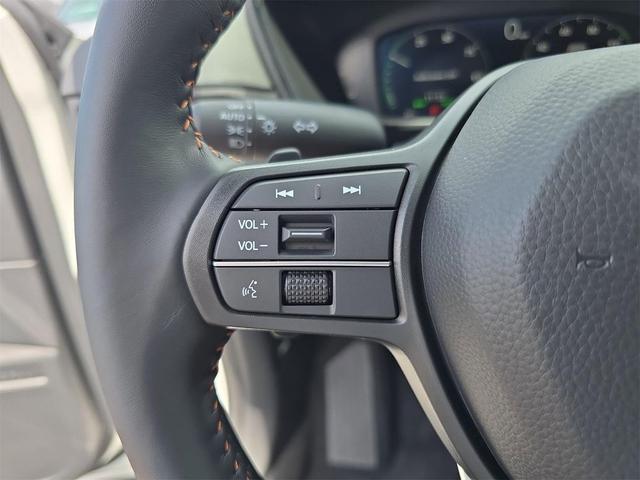 Photo of 2026 Crystal Black Pearl Honda CR-V Hybrid