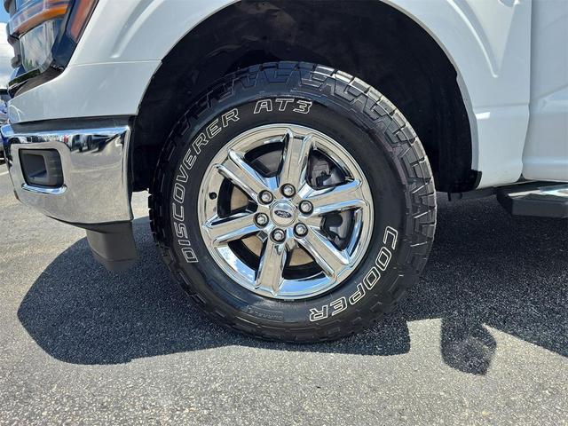 Photo of 2024 Oxford White Ford F-150