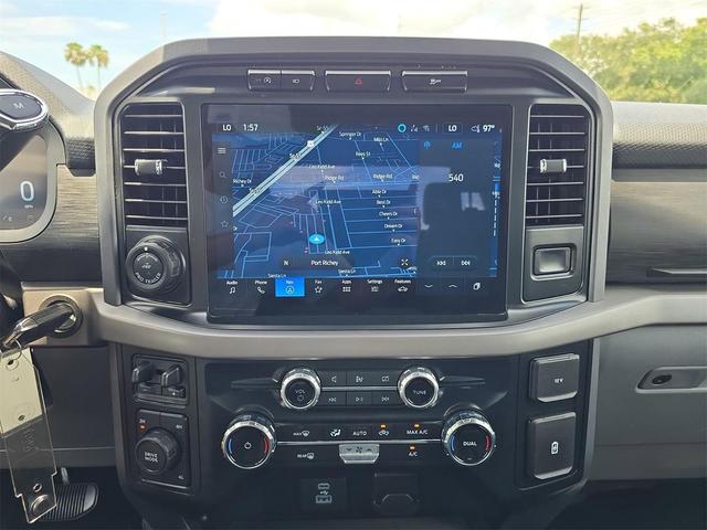Photo of 2024 Oxford White Ford F-150