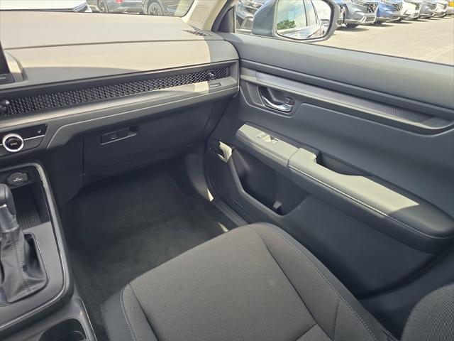 Photo of 2024 sparkle silver metallic Honda CR-V
