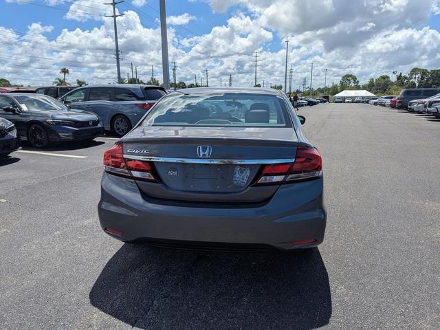 Photo of 2014 Grasy Honda Civic