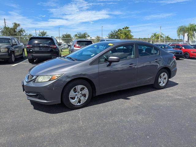 Photo of 2014 Grasy Honda Civic