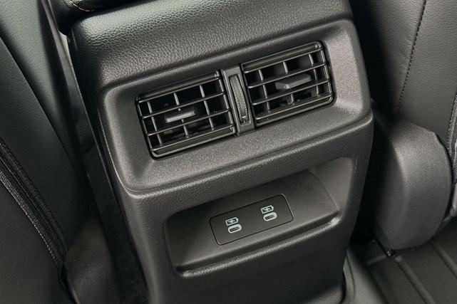 Photo of 2025 Still Night Prl Honda CR-V Hybrid