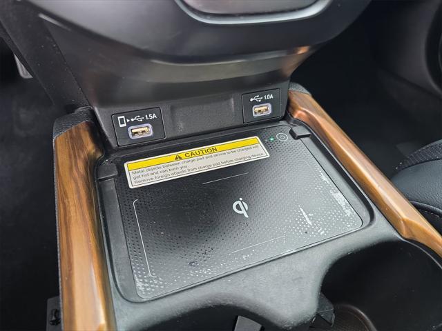 Photo of 2021 Platinum White Pearl Honda CR-V
