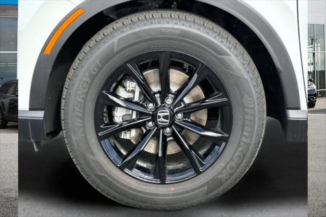 Photo of 2025 Platinum Honda CR-V Hybrid