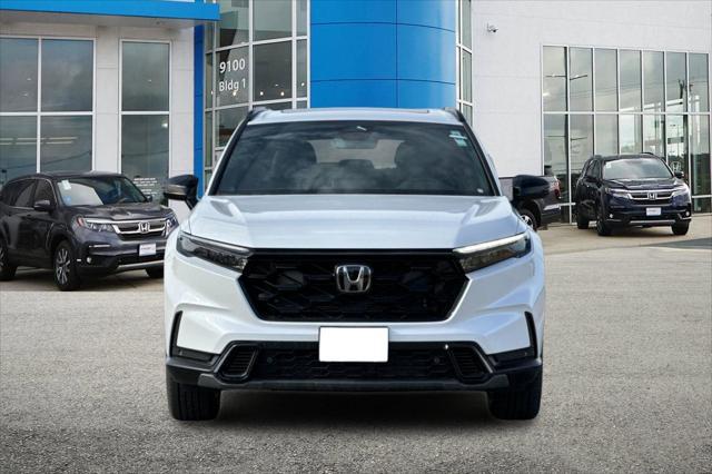 Photo of 2025 Platinum Honda CR-V Hybrid