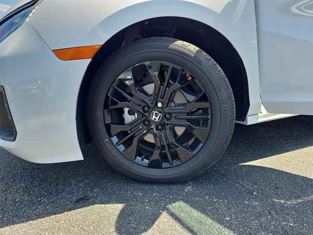 Photo of 2025 Platinum White Pearl Honda Odyssey
