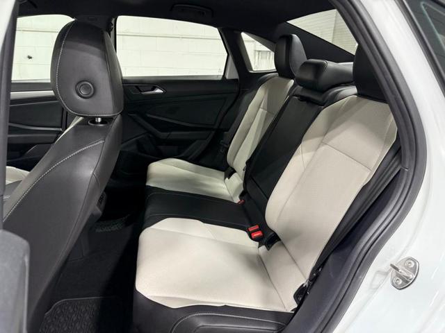 Photo of 2019 Pure White Volkswagen Jetta