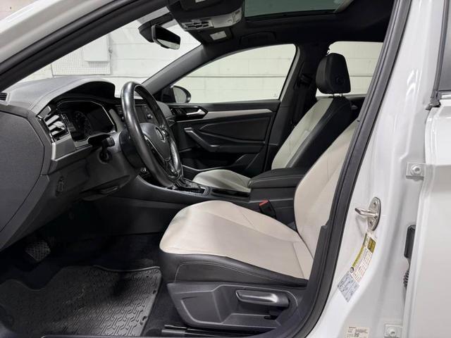 Photo of 2019 Pure White Volkswagen Jetta