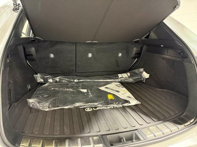 Photo of 2024 Eminent White Pearl Lexus NX 350