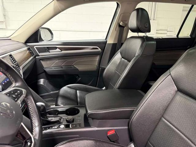 Photo of 2021 Platinum Gray Metallic Volkswagen Atlas