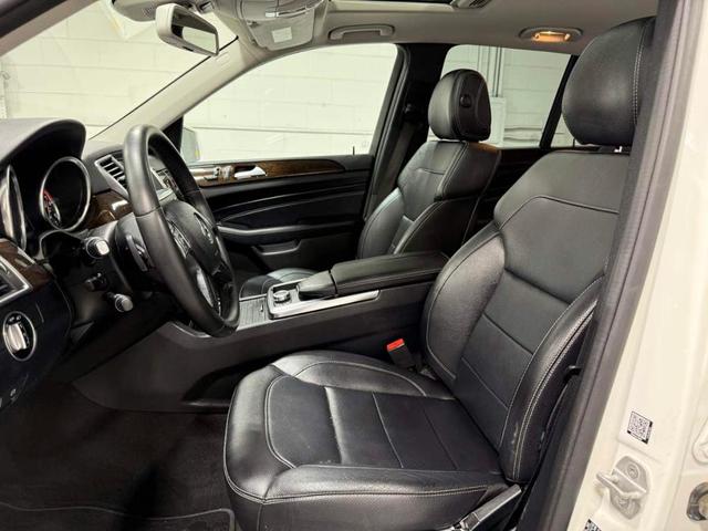 Photo of 2014 Polar White Mercedes-Benz M-Class