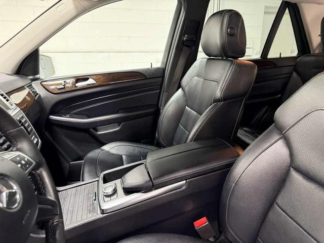 Photo of 2014 Polar White Mercedes-Benz M-Class