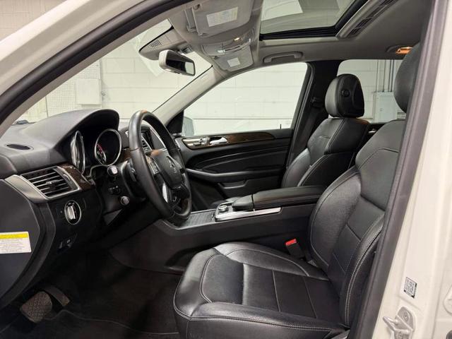 Photo of 2014 Polar White Mercedes-Benz M-Class