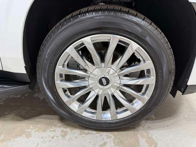 Photo of 2021 Crystal White Tri-Coat Cadillac Escalade