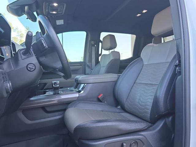 Photo of 2022 Summit White Chevrolet Silverado 1500