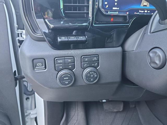Photo of 2022 Summit White Chevrolet Silverado 1500