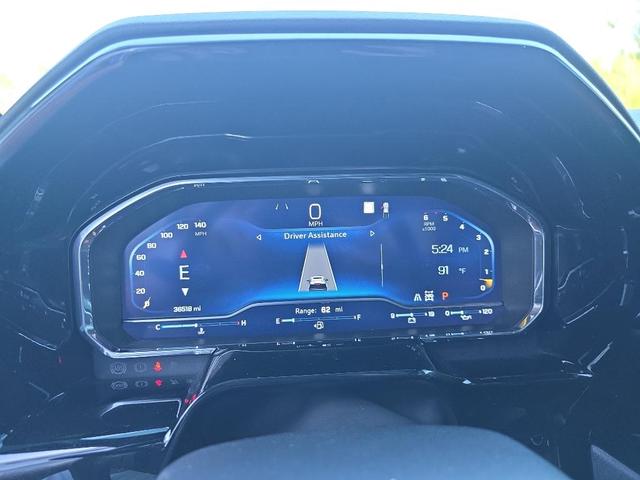 Photo of 2022 Summit White Chevrolet Silverado 1500