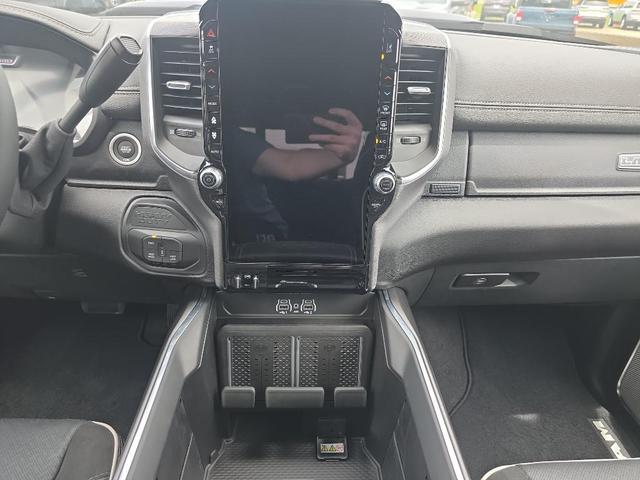 Photo of 2025 Diamond Black RAM 2500