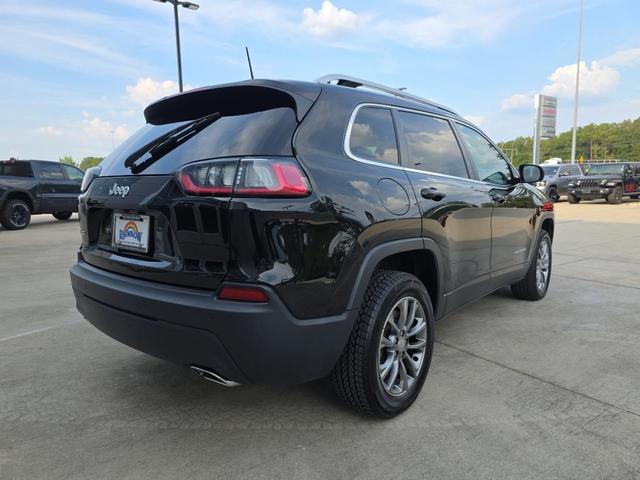Photo of 2020 Diamond Black Jeep Cherokee