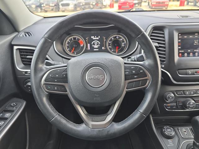 Photo of 2020 Diamond Black Jeep Cherokee